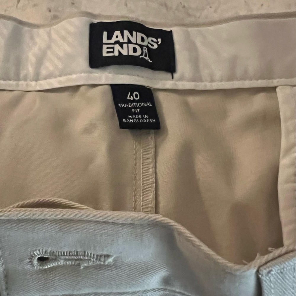 Brand new Women’s chinos